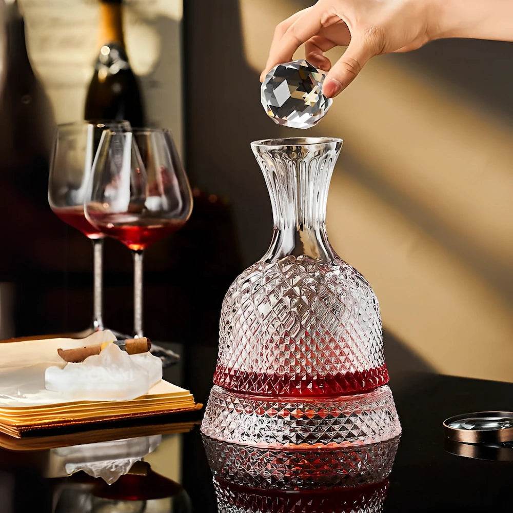 Decantador Aerador com Rotação 360º para Vinho, Licor, Scotch, Bourbon, Presente Criativo 1500ml - Haustter - Haustter
