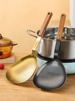 Escumadeira de Aço Inoxidável Dourada/Preta com Cabo de Madeira - Haustter - Haustter