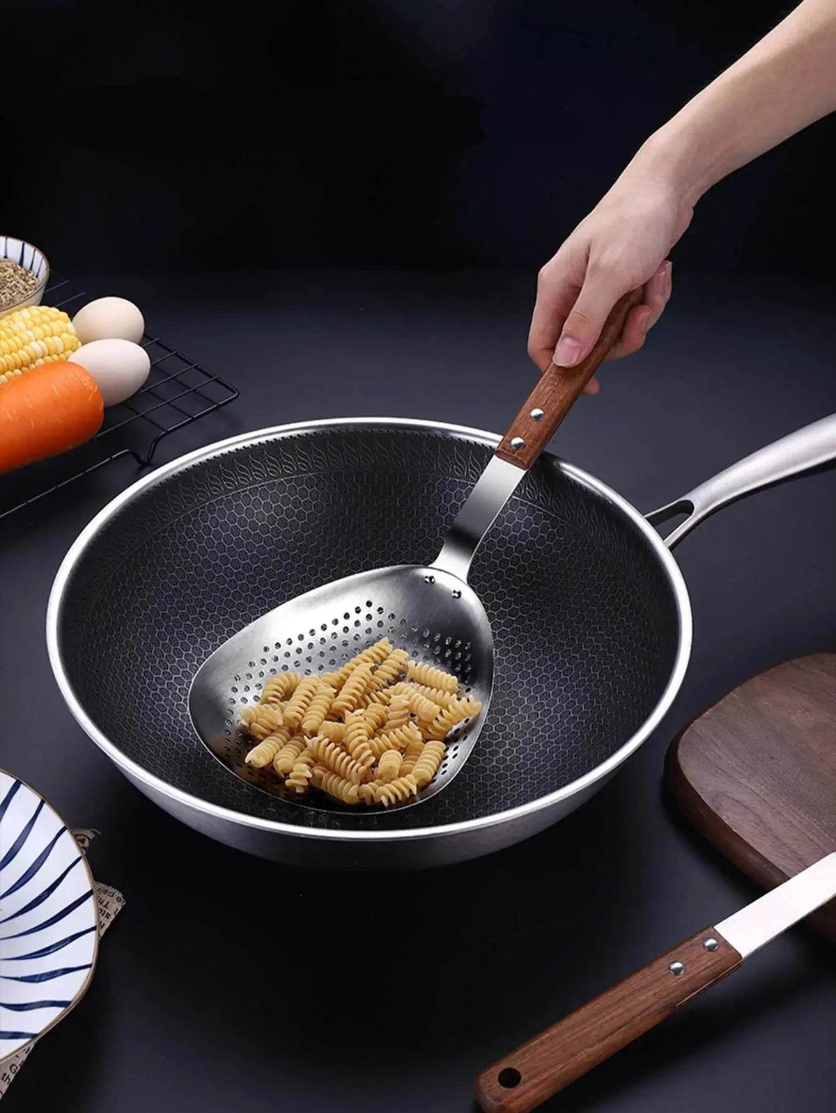 Escumadeira de Aço Inoxidável com Cabo de Madeira - Haustter - Haustter