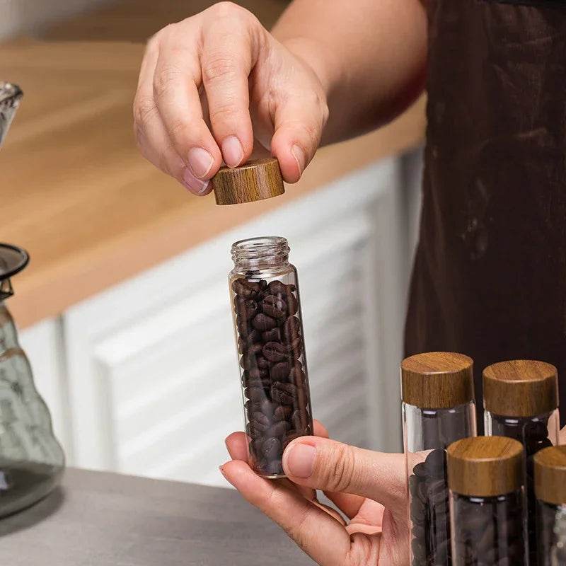 Frascos de Grãos de Café e Temperos com Estante de Nogueira - Haustter - Haustter