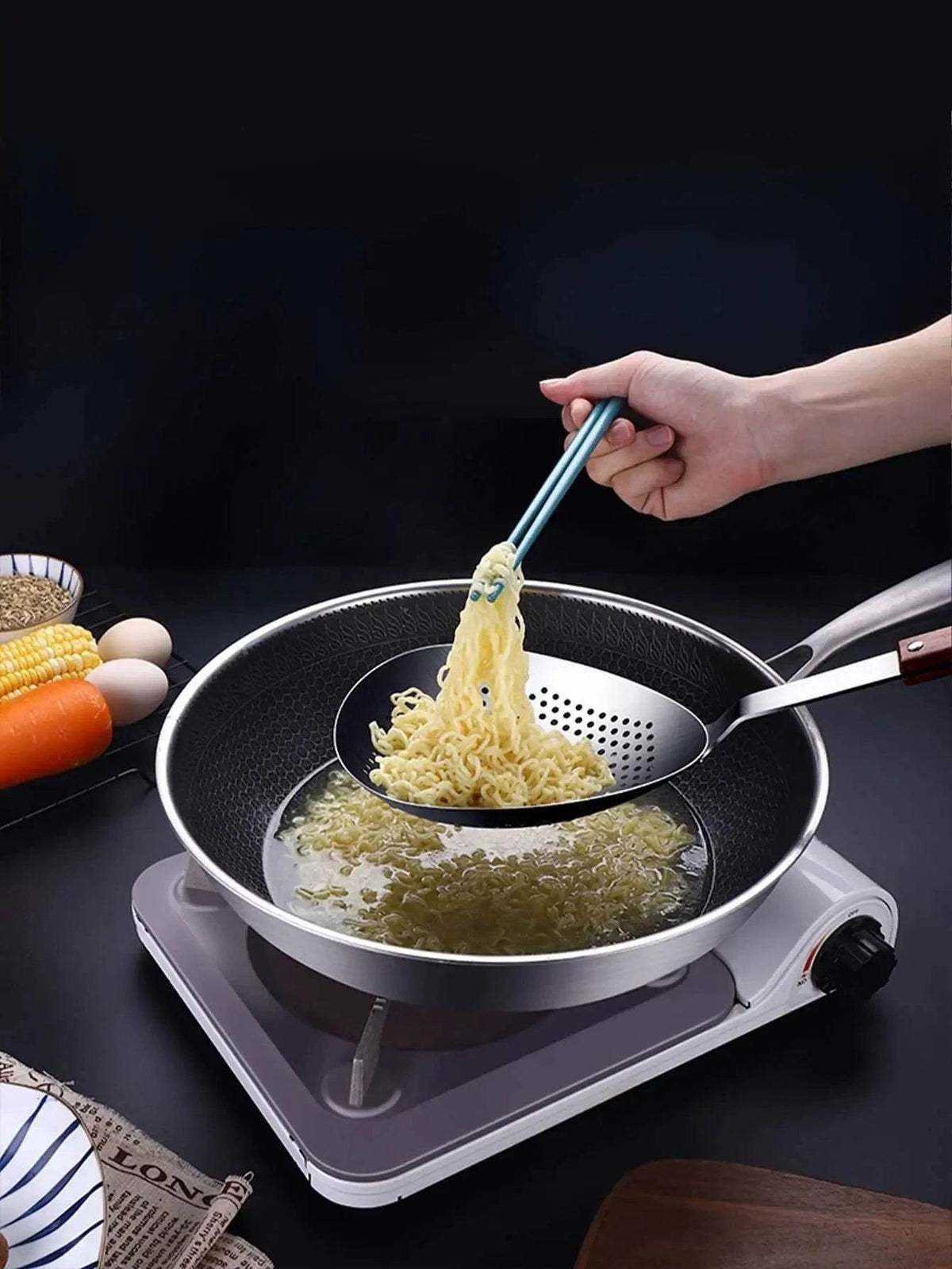 Escumadeira de Aço Inoxidável com Cabo de Madeira - Haustter - Haustter