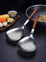 Escumadeira de Aço Inoxidável com Cabo de Madeira - Haustter - Haustter