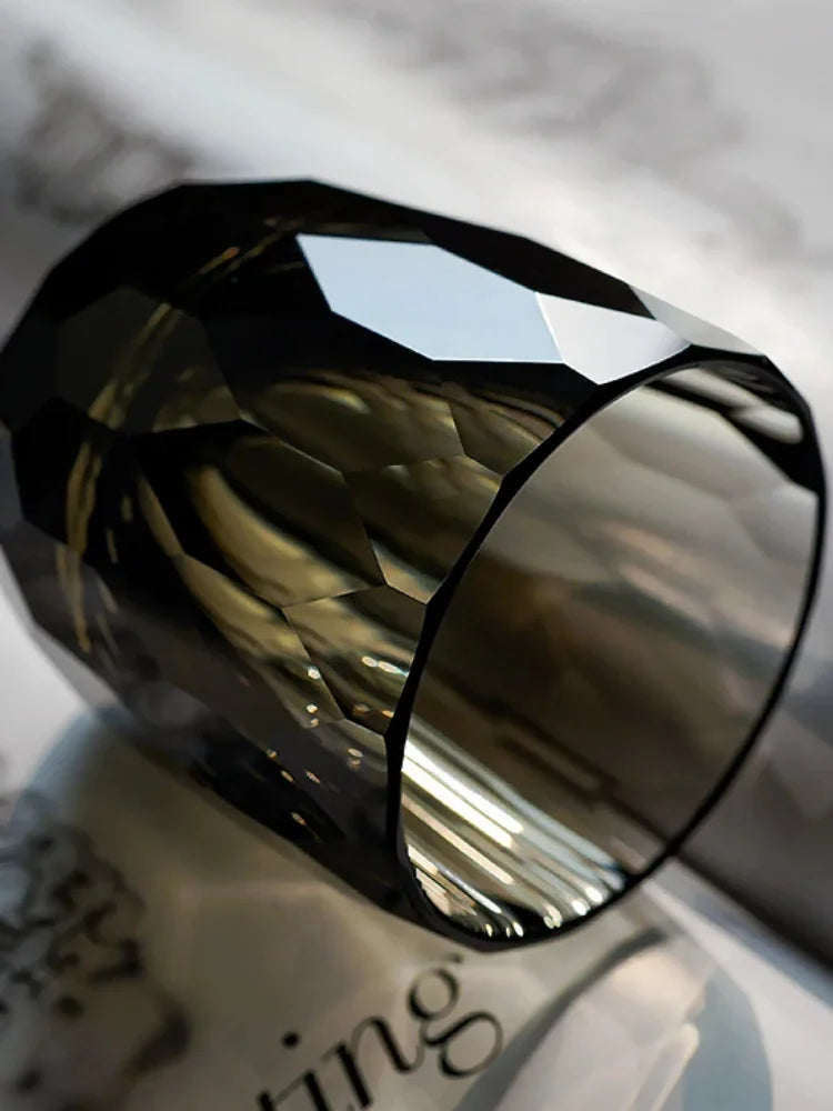 Copo Japonês de Cristal Lapidado com Corte Diamante | Haustter