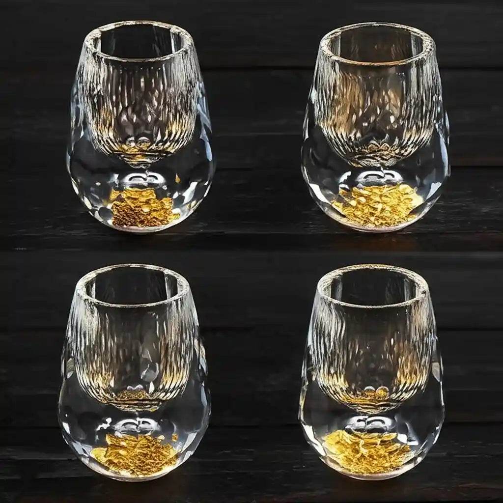 Copo Diamante Luxo com Fundo Duplo e Lascas Douradas para Baijiu, Licor, Cachaça, Tequila e Shots - Haustter - Haustter