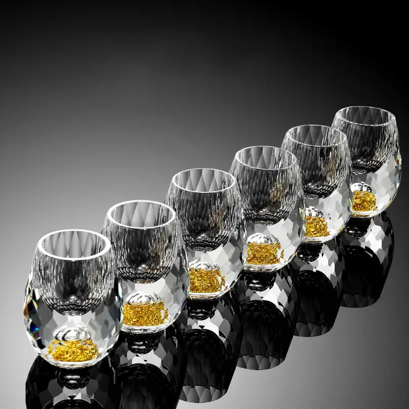 Copo Diamante Luxo com Fundo Duplo e Lascas Douradas para Baijiu, Licor, Cachaça, Tequila e Shots | Haustter