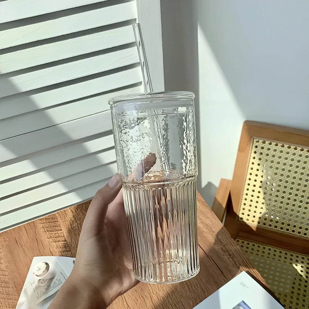 Copo Listrado 600ml com Tampa e Canudo - Haustter - Haustter