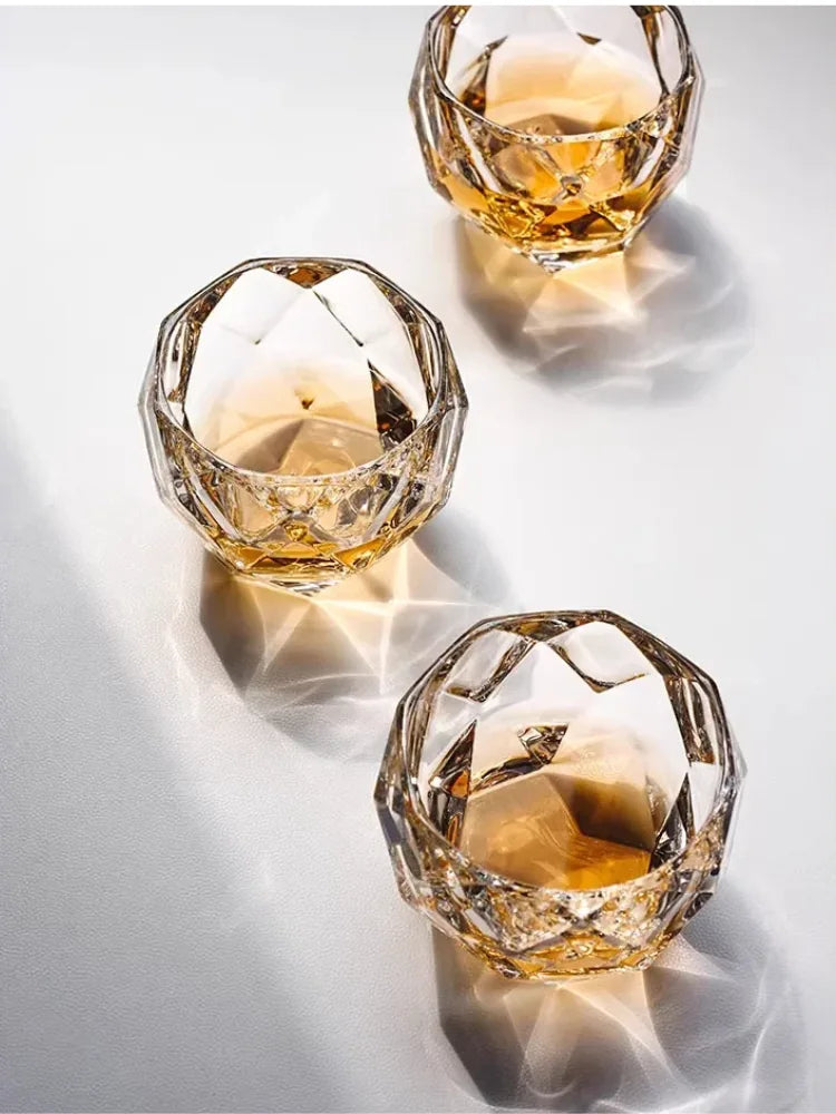 Copo Geométrico Moderno 300ml - Facetado e Robusto | Haustter