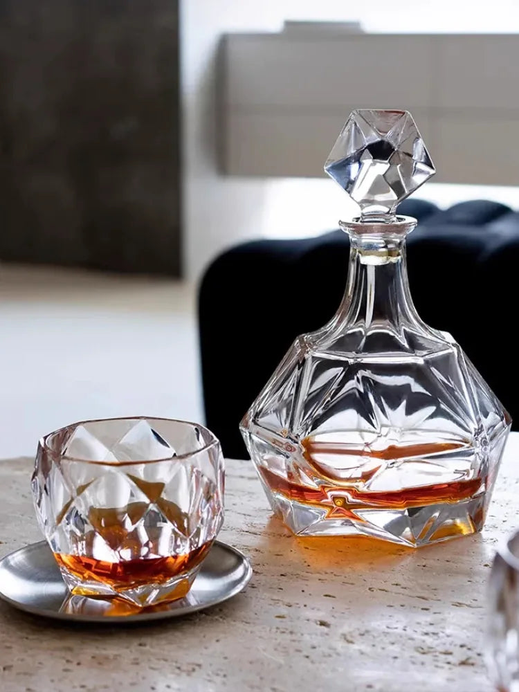 Copo Geométrico Moderno 300ml - Facetado e Robusto | Haustter