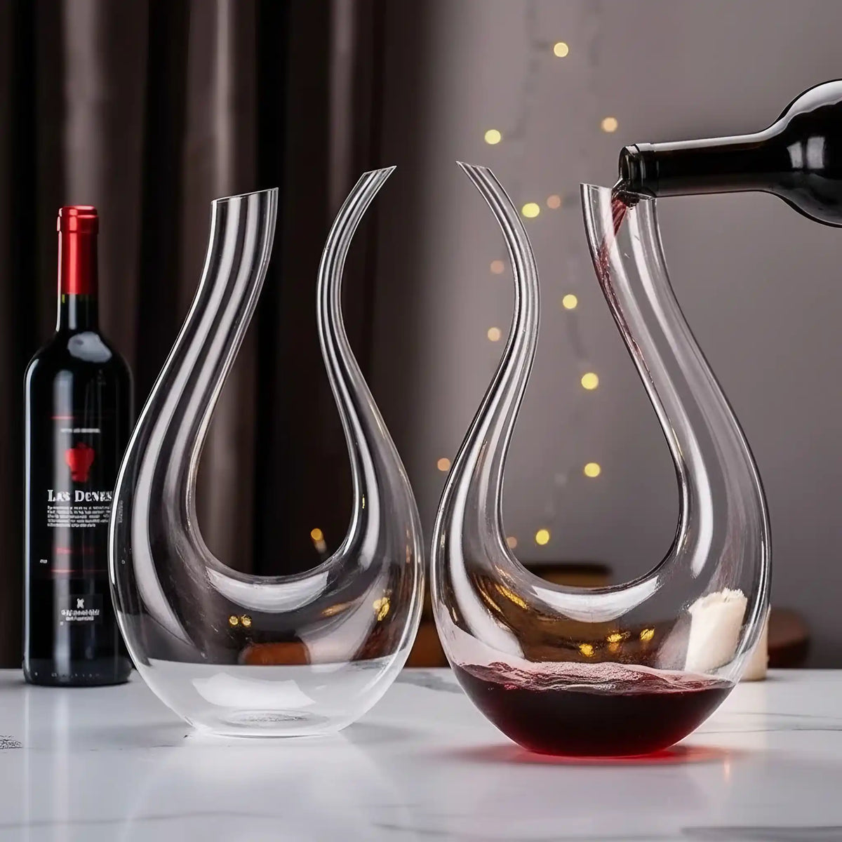 Decantador Cisne em Vidro Soprado – Formato U para Aeração Rápida | Haustter