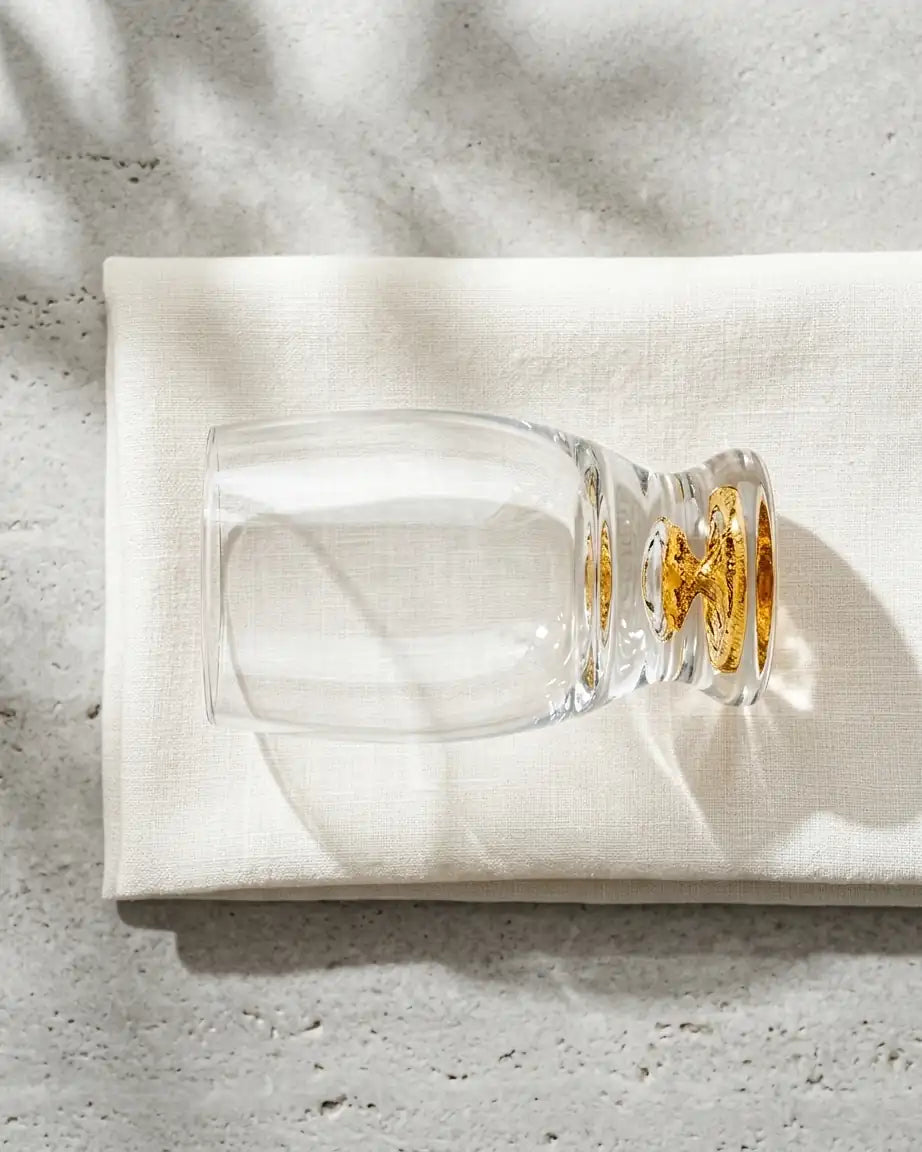 Taças de Cristal com Detalhes Dourados
