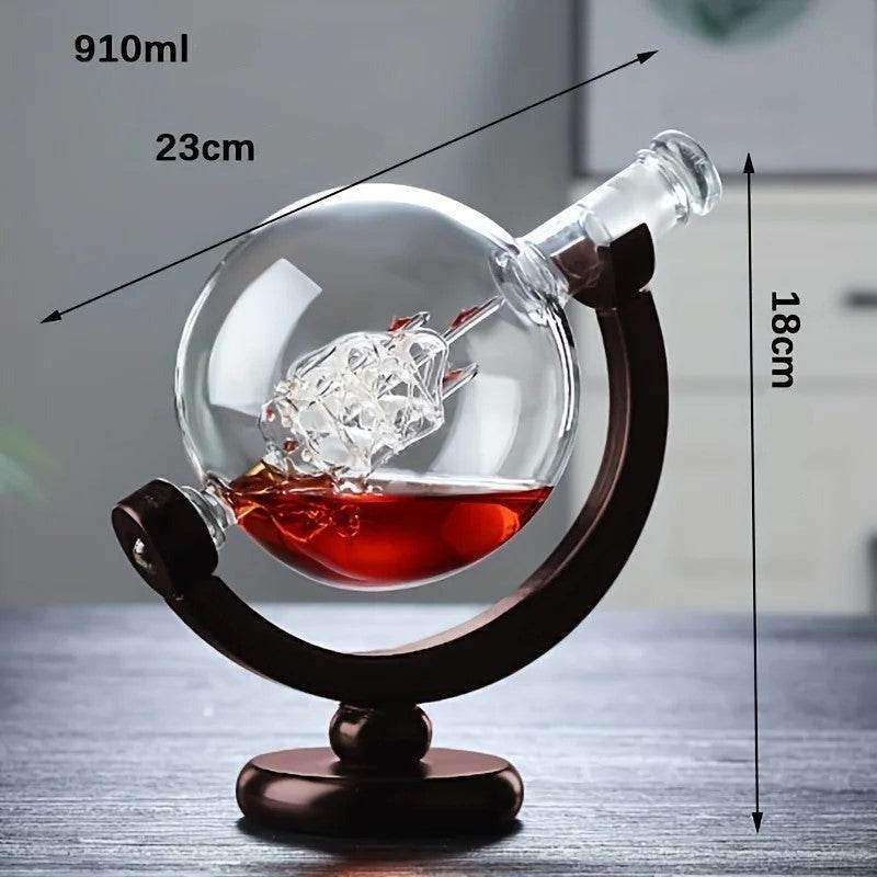 Decantador Globo Caravela com 2 Copos e Suporte de Madeira, Carafe - Haustter - Haustter