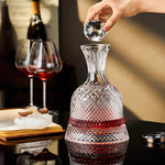 Decantador Aerador com Rotação 360º para Vinho, Licor, Scotch, Bourbon, Presente Criativo 1500ml - Haustter - Haustter