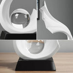 Estátua de Onda Abstrata com Bola de Cristal - Haustter - Haustter