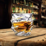 Copo Maestoso para Whisky - Faces Angulares e Luxuoso | Haustter - Haustter