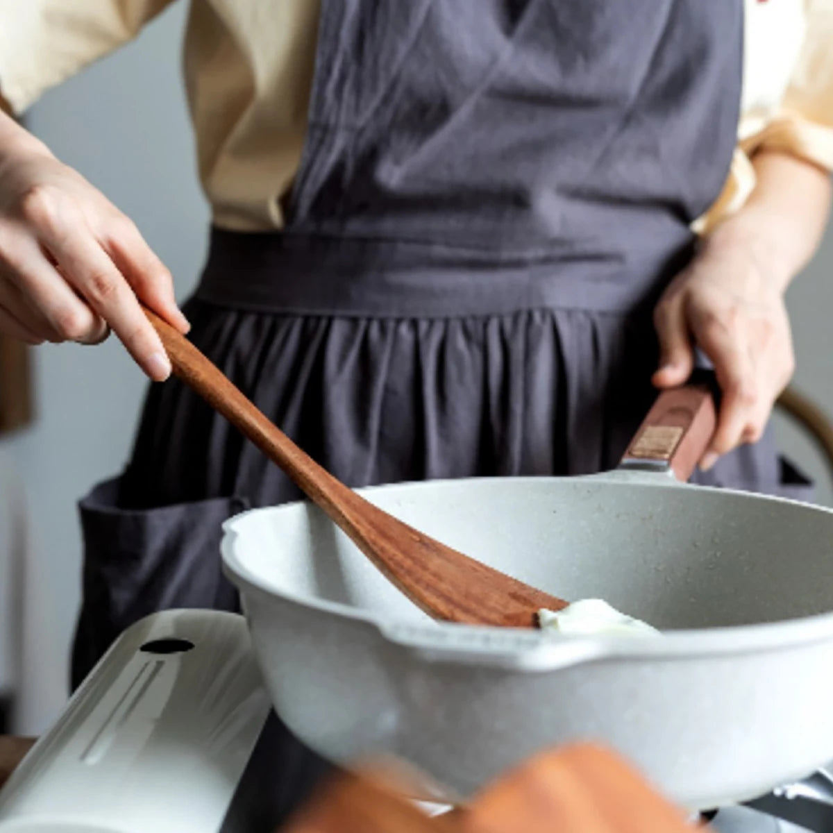 Conjunto de Utensílios de Cozinha de Madeira com Balde de Armazenamento - Haustter