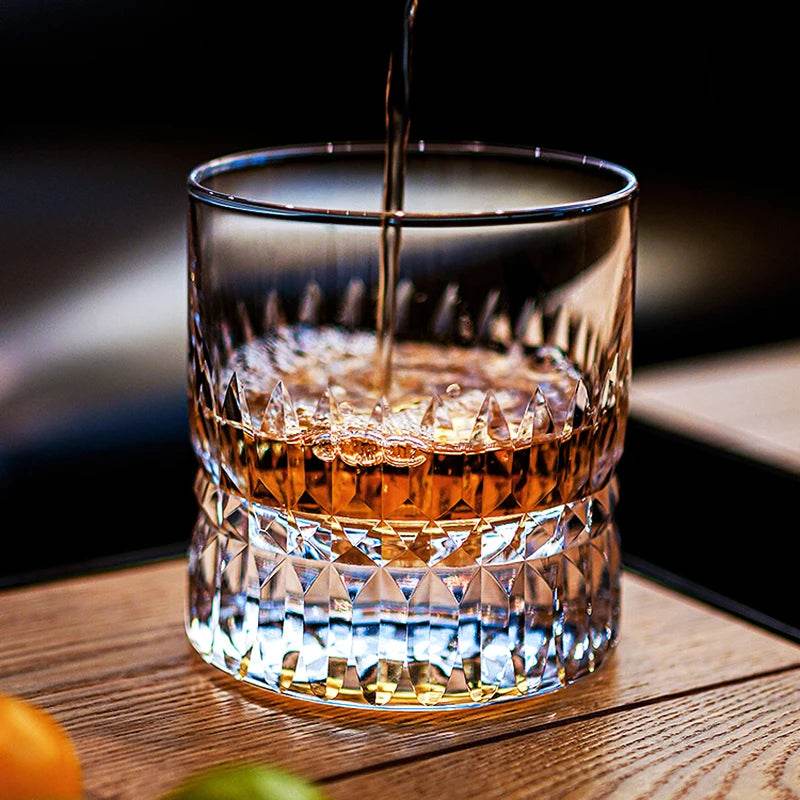Copo de Whiskey com Entalhe Artesanal de Alto Brilho e Fundo Espesso - Haustter - Haustter