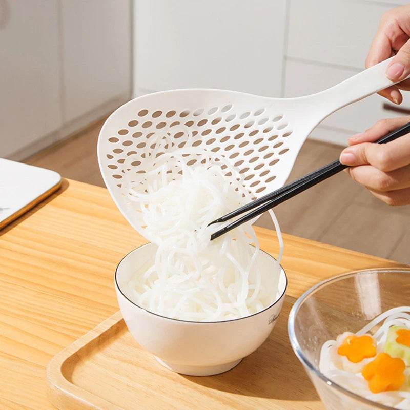 Colher Coadora de Cozinha com Cabo Longo e Redonda, Colher Resistente ao Calor para Macarrão e Bolinhos, Coador Grande Doméstico - Haustter - Haustter