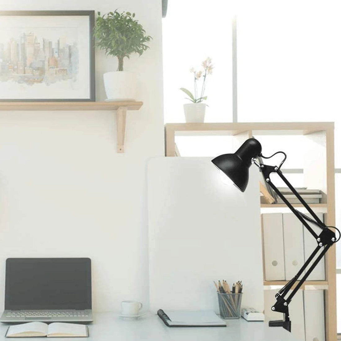 Luminária de Mesa Articulada Estilo Pixar, Ideal para Leitura e Decoração - Haustter - Haustter