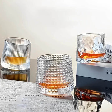 3 Copos de Whisky Giratórios Listras Verticais, Orgânicos e Multi Prismas, Conjunto - Haustter - Haustter