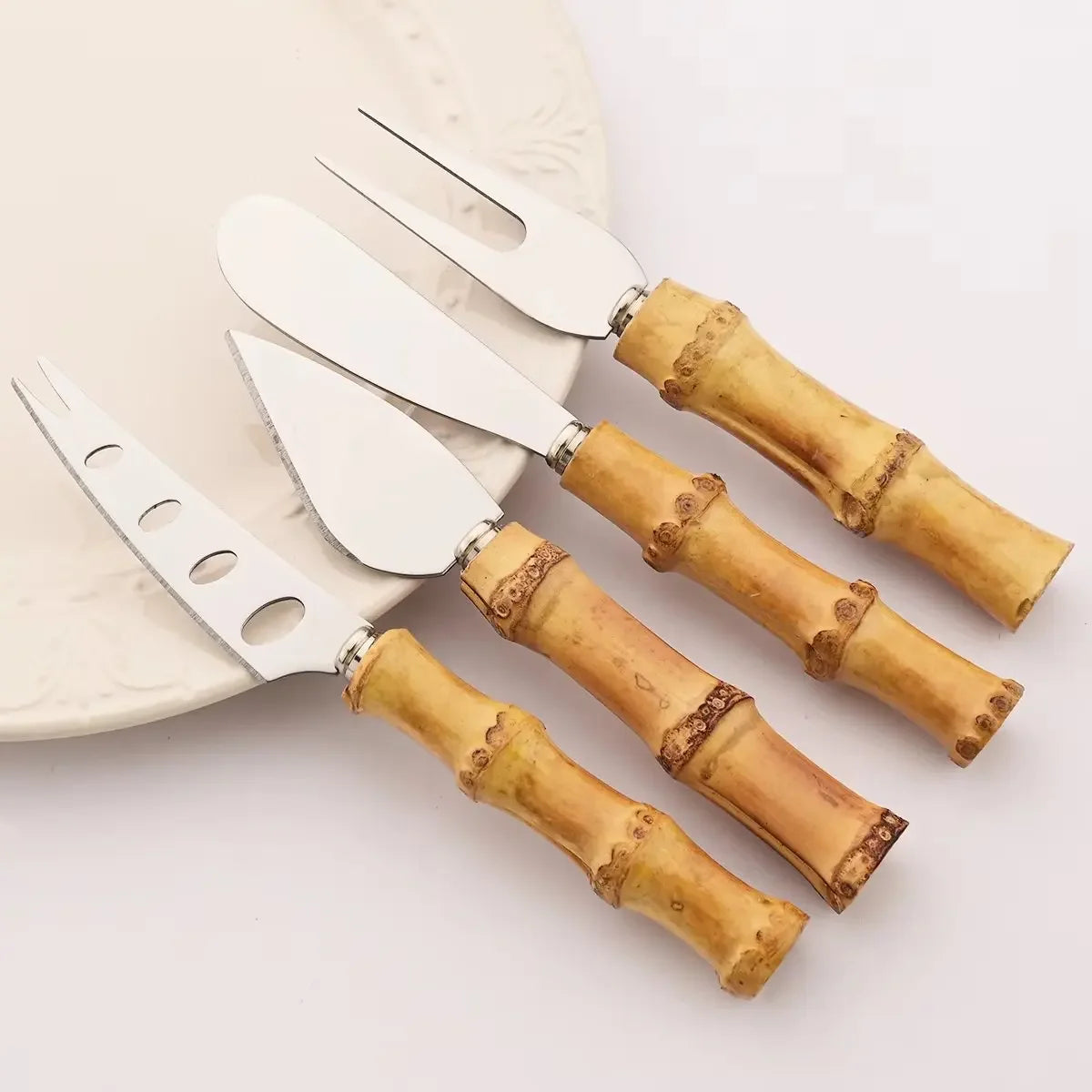 Conjunto de Talheres em Aço Inox e Bambu para Servir Queijos