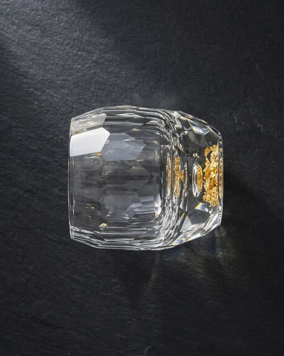 Copo Barril Diamante Luxo com Fragmentos Dourados 60ml