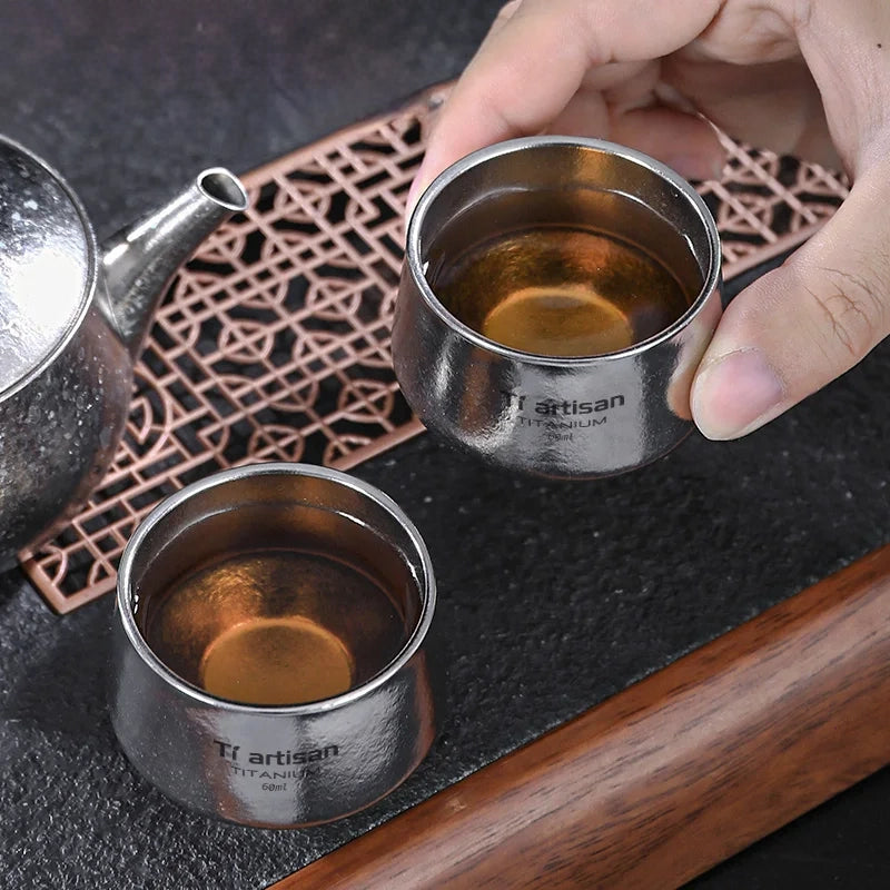 Copo de chá 80 ml em titânio de parede dupla