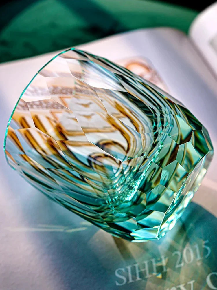 Copo Japonês de Cristal Lapidado com Corte Diamante | Haustter
