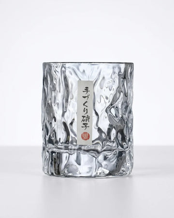 Copo de Vidro Japonês com Padrão Glacial