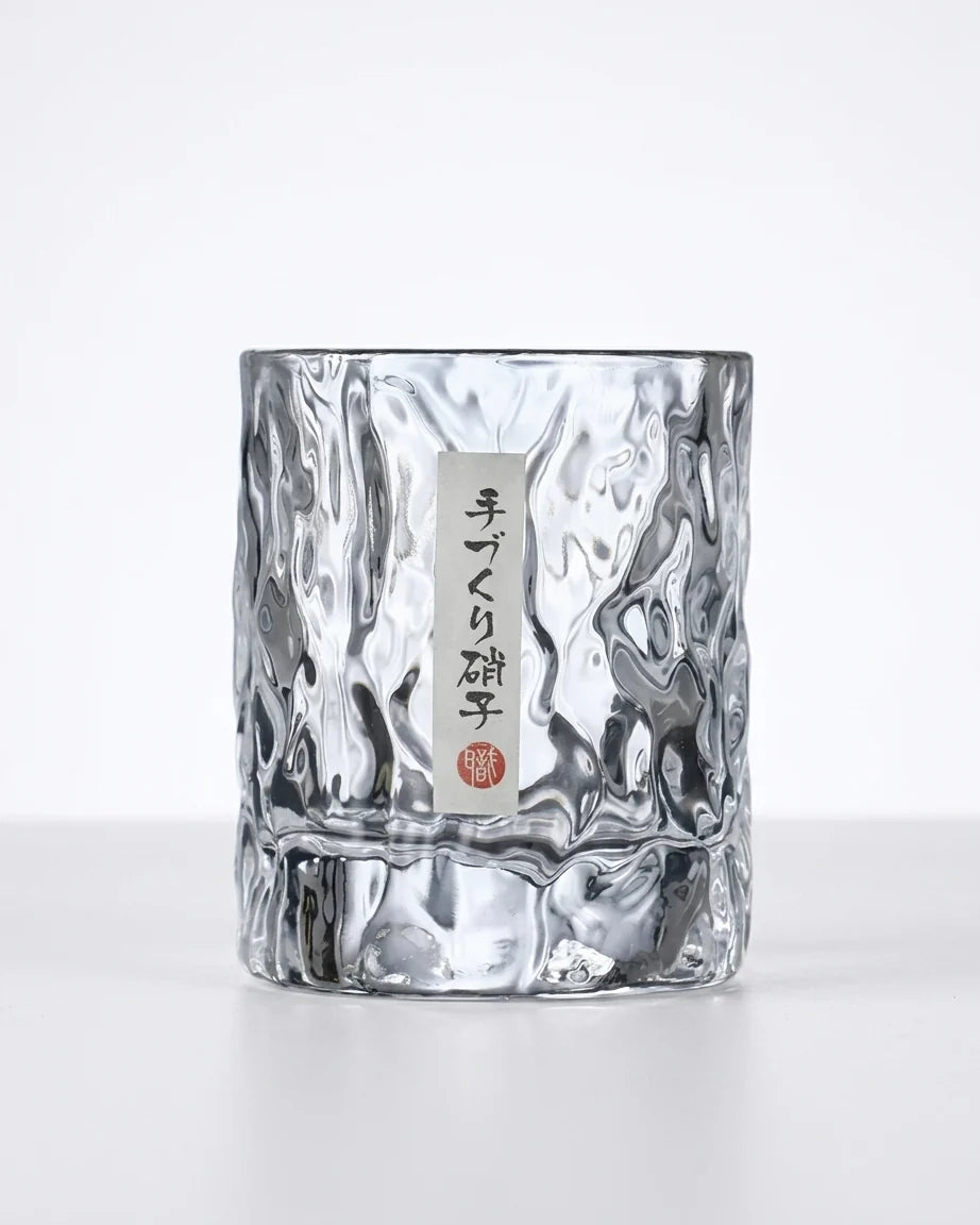 Copo de Vidro Japonês com Padrão Glacial