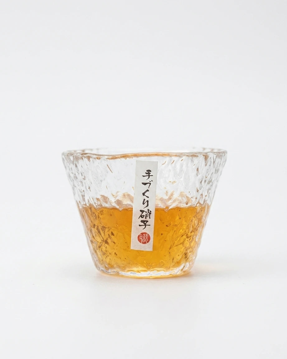 Copo de Vidro Japonês com Padrão Glacial