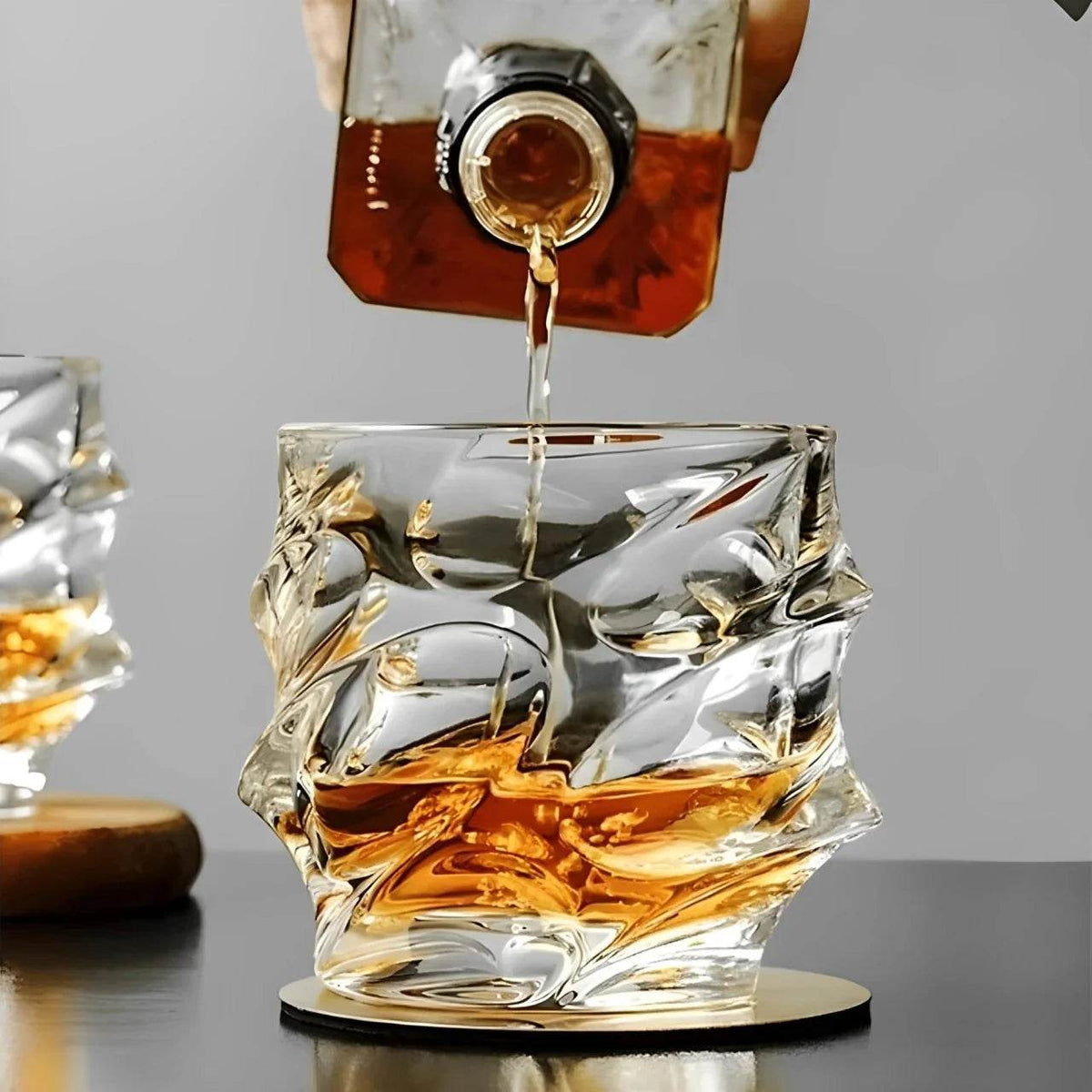 Copo Maestoso para Whisky - Faces Angulares e Luxuoso | Haustter - Haustter
