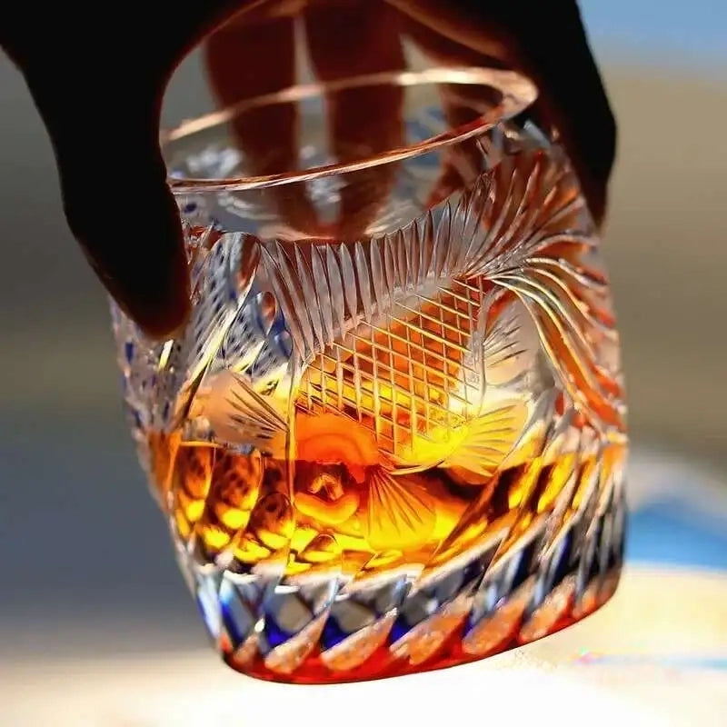Copo de Whisky Kiriko com Peixe Dourado em Cristal 270 ml