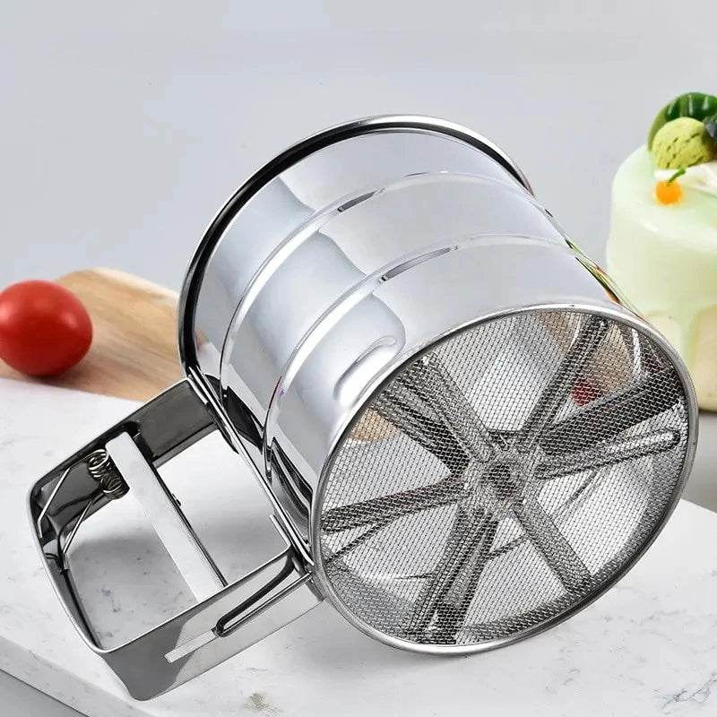 Peneira de Farinha em Aço Inox com Gatilho - Haustter - Haustter