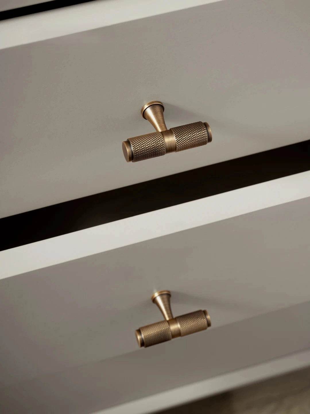 Puxador de Bronze com Padrão Diamante - Haustter - Haustter