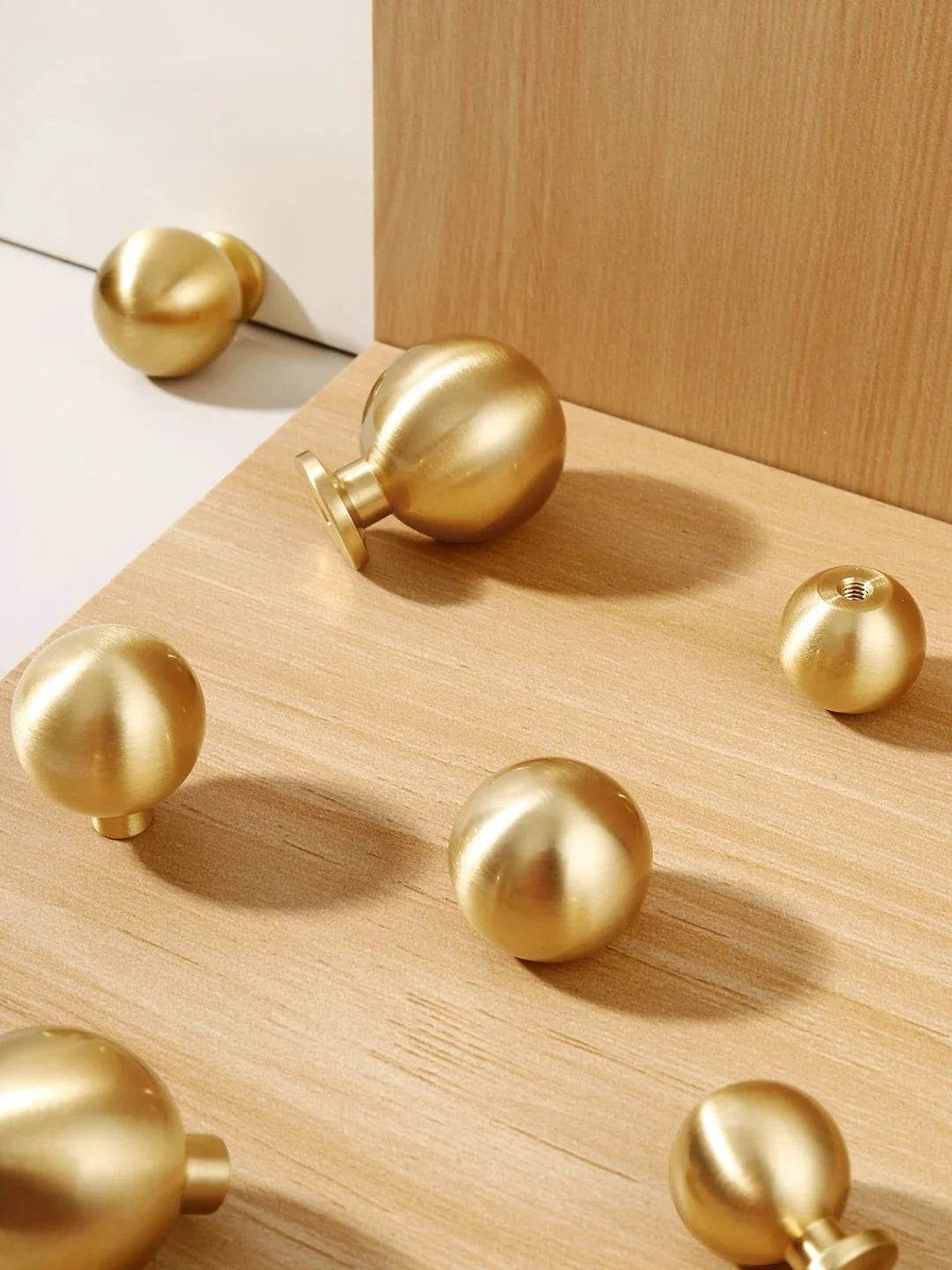 Puxador Esférico de Móveis em Bronze Moderno Minimalista - Haustter - Haustter